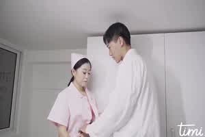 熟女护士遭潜规则口爆吃精  背景图片