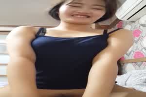 韩国情侣泄密大二反差婊小姐姐和男友打炮的视频分手后被曝光  背景图片