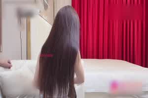 杏吧 探花 肤白细嫩极品舞蹈系女神解锁一字马  背景图片