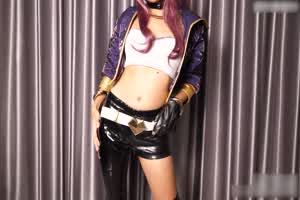 cosplay kda阿卡丽 肛塞假屌自慰  背景图片