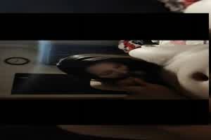 巴黎舞蹈生与富二代不雅私拍  背景图片