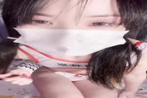 原创 四月 卖力勾引主子得到恩赐  背景图片