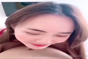 泰国女神kimmy撩人红内衣  背景图片