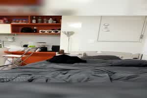 高端泄密流出火爆全网泡良达人金先生约炮❤️酒吧钓到气质不错的漂亮红衣女公关  背景图片