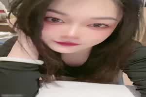 极品嫩模杭州白白最新啪啪私拍 01 隐形拉链开裆 显现鲍鱼线  背景图片