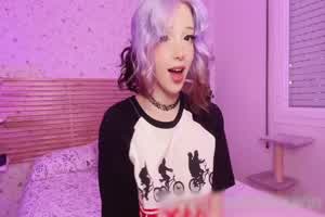 OF难得资源！巨乳混血儿实用片  背景图片