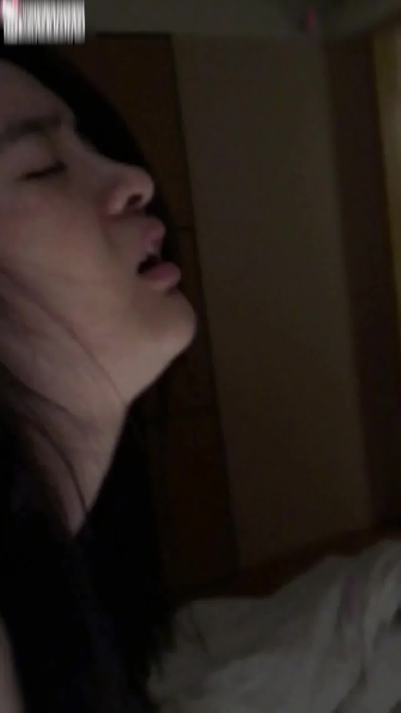  姐被插进去忍不住惨叫！ 的剧照9