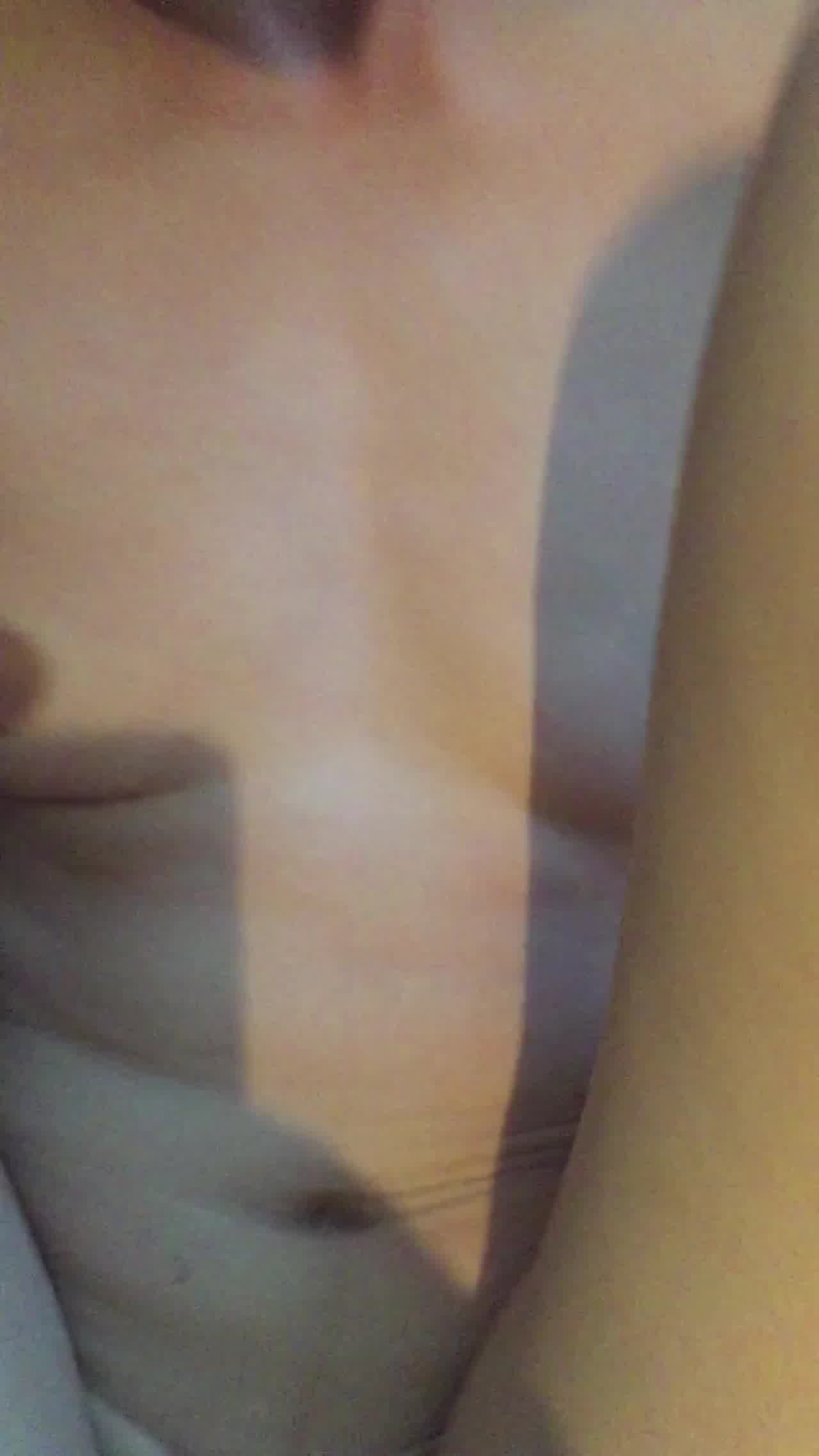  少妇家中来了一发 的剧照3