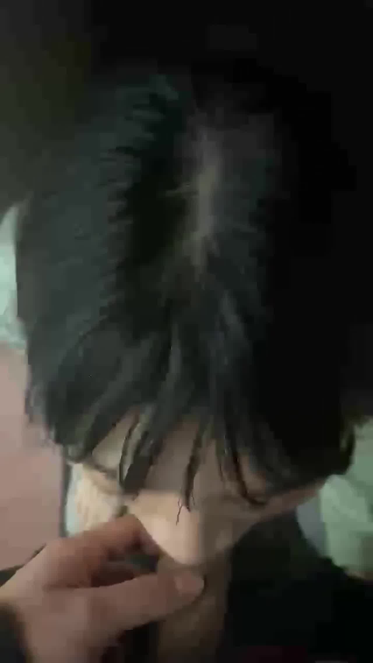  在公司角落与女同事秘密口交止痒 的剧照8