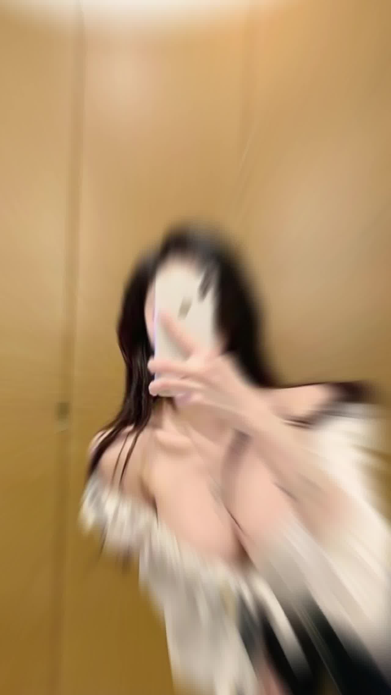  抖阴系列 内有我婆白血球 的剧照3