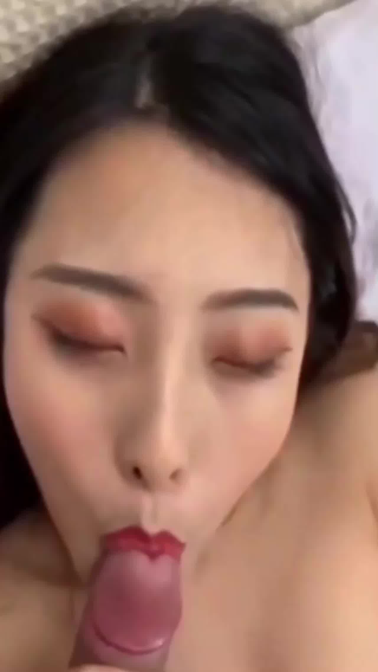  怀孕后的性欲大爆发长沙孕妇曾筱悠，挺个大肚子都要找我偷情享受高潮 的剧照7