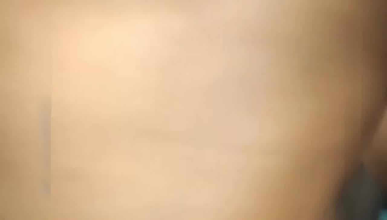  【你真的太猛了，我逼都受不了】妹子自述很难遇到一个你这样的，有些射的可快了，就蹭两下就射了 的剧照2