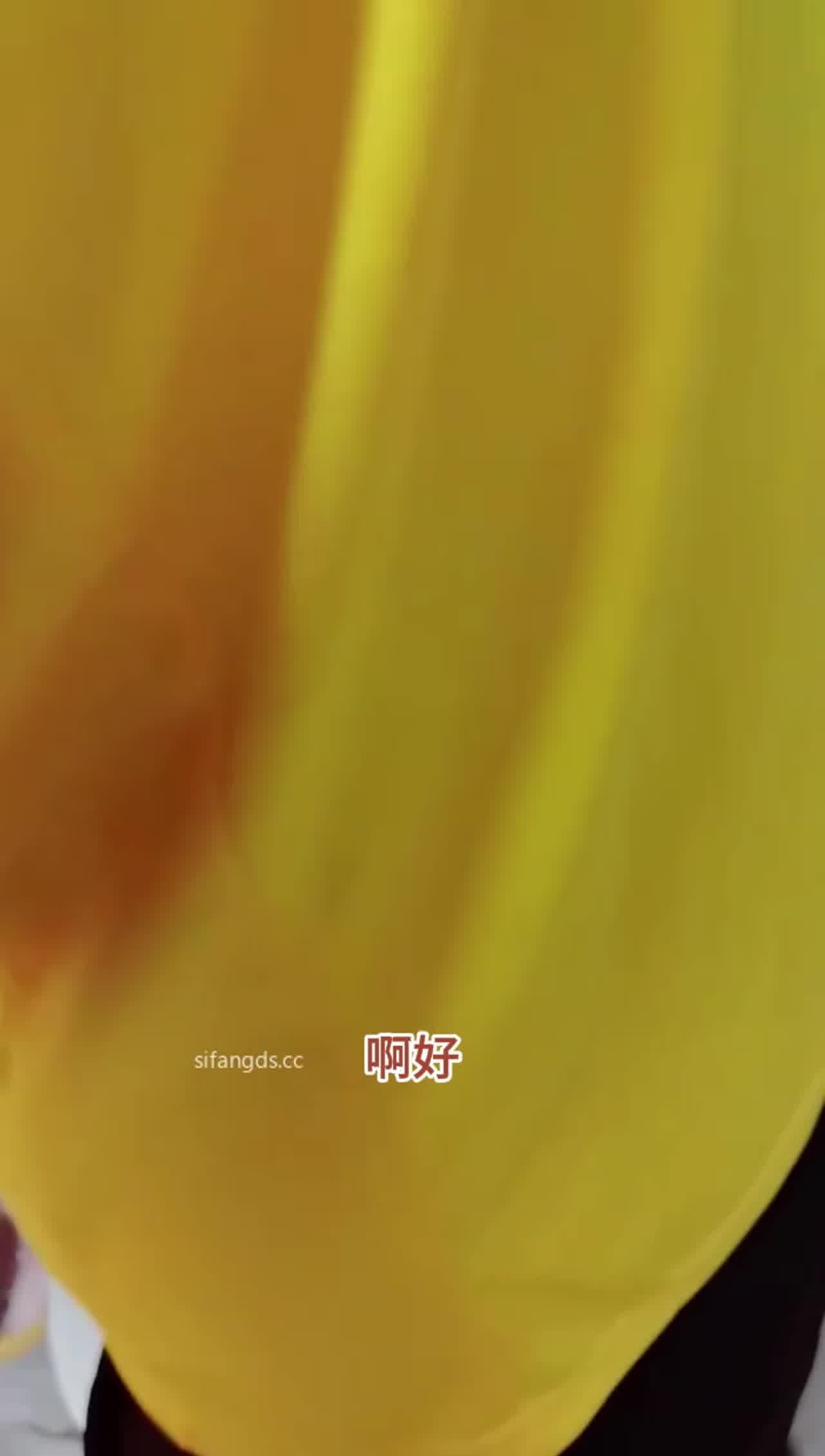  【真实勾引外卖员】男：我家人不会看到吧。女：不会的，你几天没操了，你有女朋友啊？千万别射里面啊别别！ 的剧照4