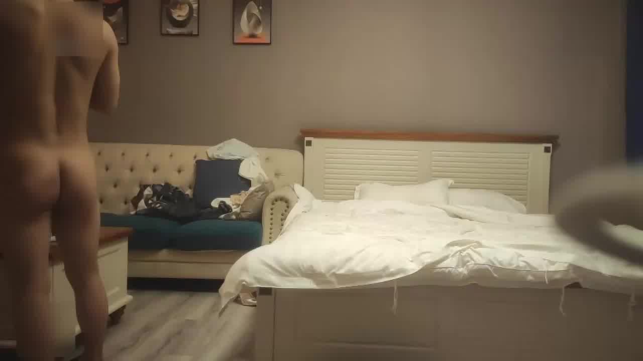  【瑜伽教练】兼职下海，被小伙狂操猛怼，‘’你这么厉害腿都软了‘’差点套子干到逼里，路都走不动了。 的剧照10