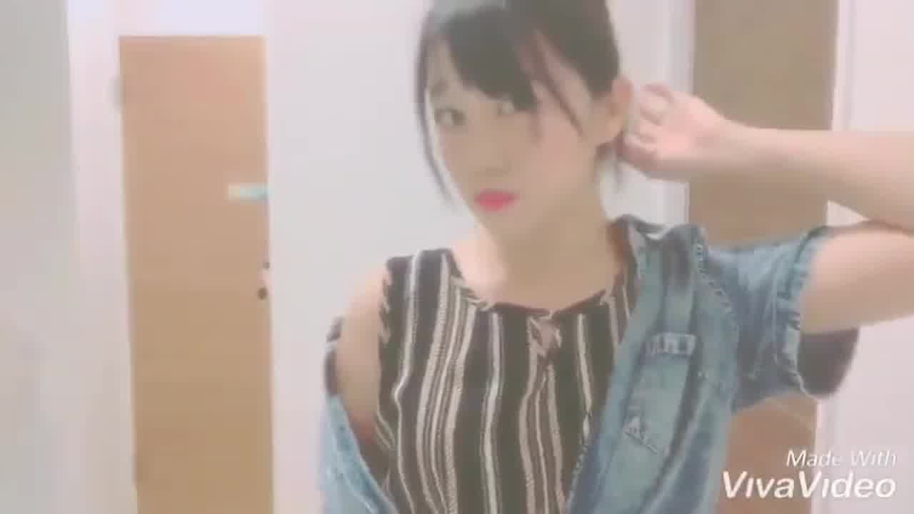  甜美小可爱厕所自拍 的剧照10