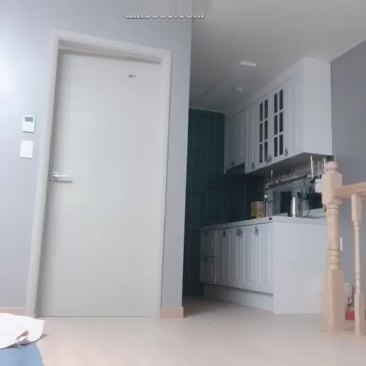  极品健身妙龄女神，这颜值这身材打十分一点不过分 的剧照8