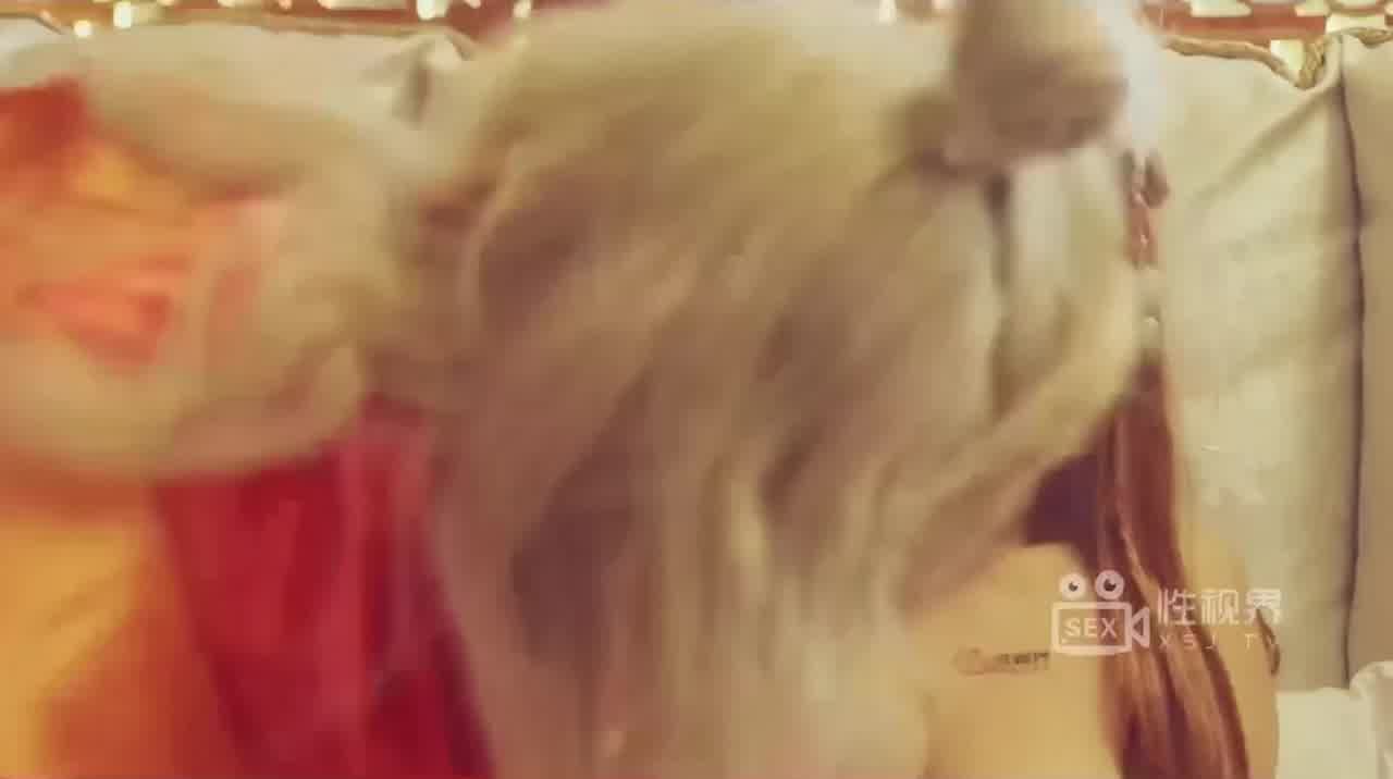  性世界 孙悟空吃蟠桃操爆仙娥-金宝娜 的剧照2