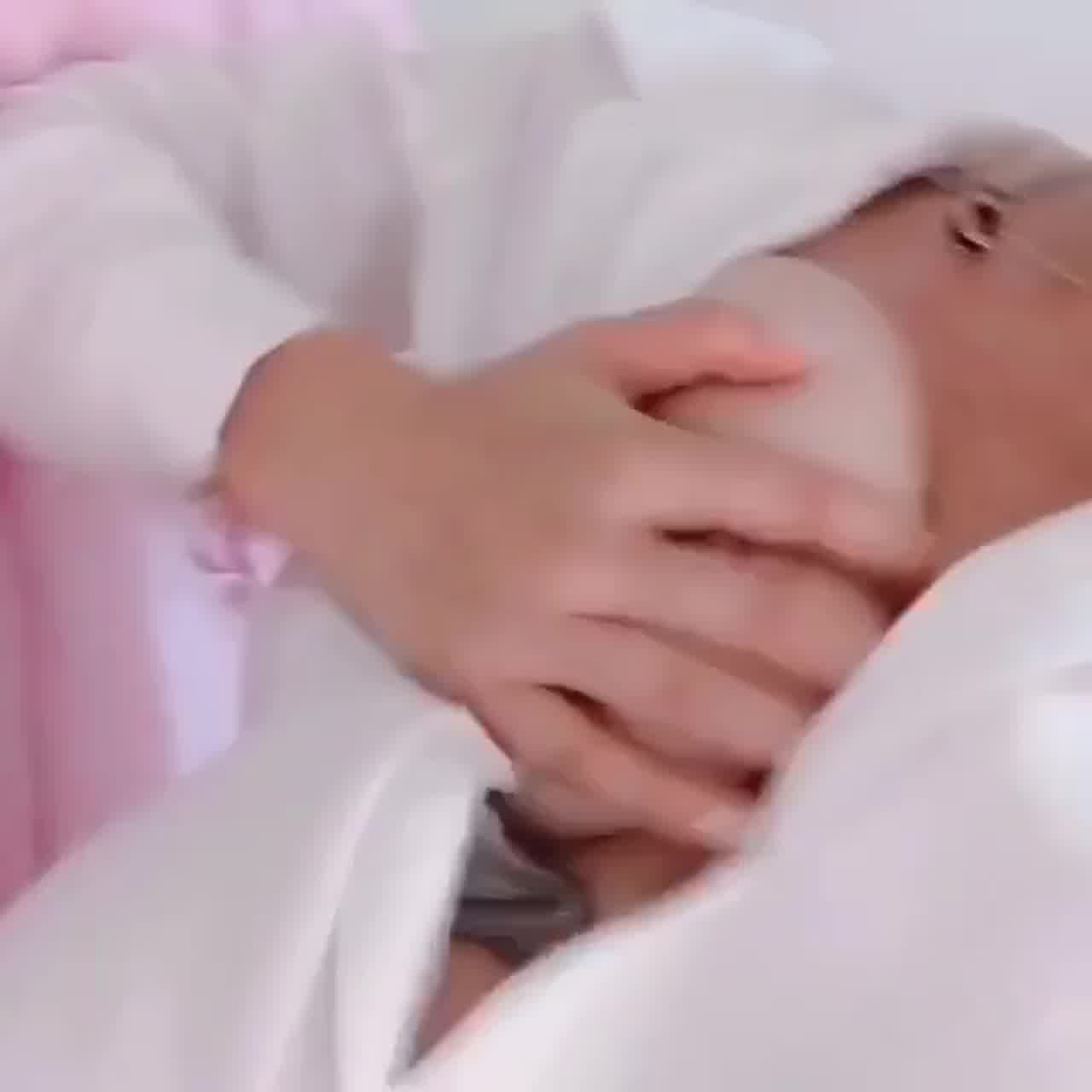  大学校花手淫视频被曝光 的剧照9