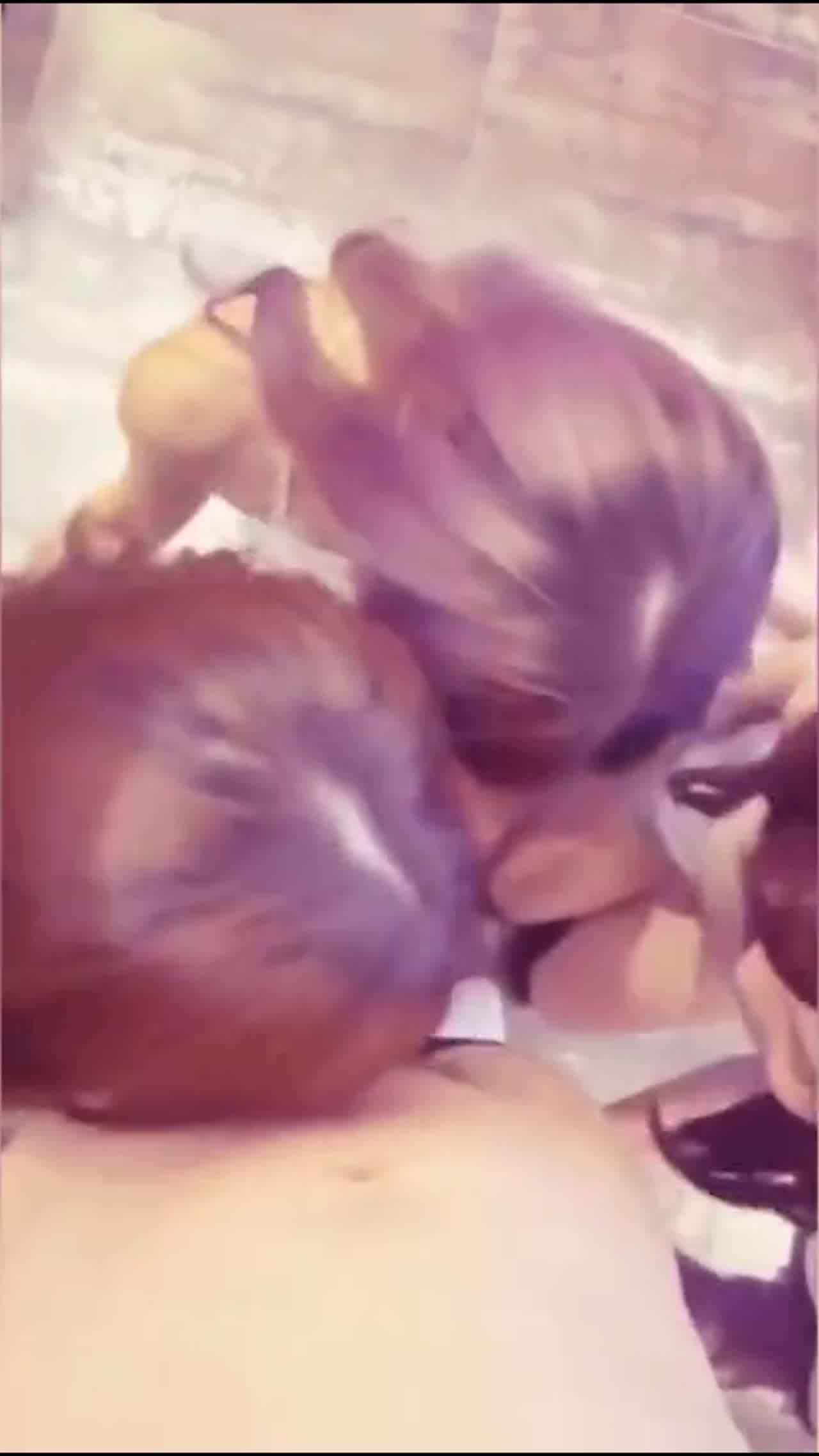  疯狂KTV夜店女孩午夜狂欢 的剧照4