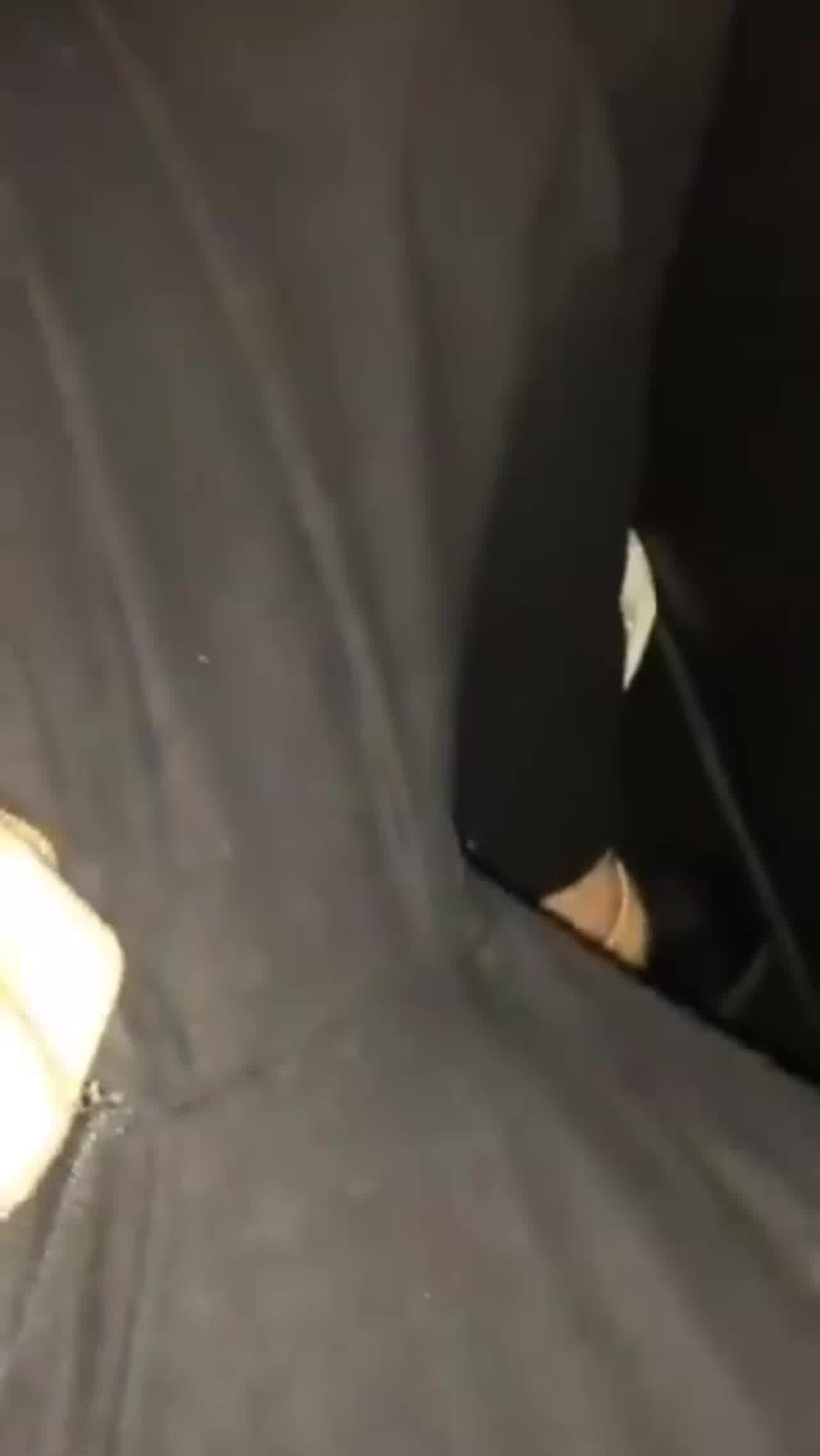  一顿饭就给吞精的洛丽塔嫩妹 的剧照8