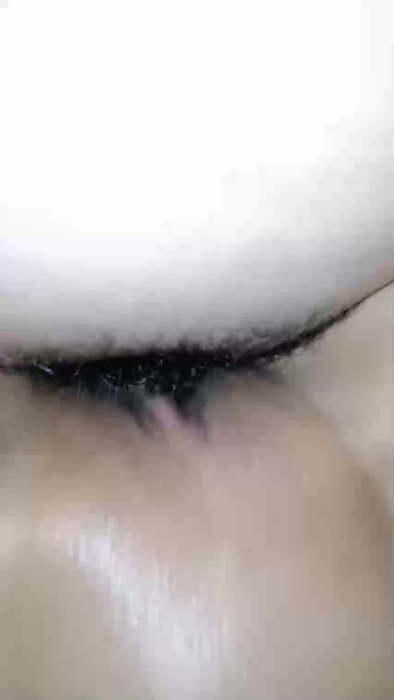  骚货淫妻被大鸡巴操的大喊大叫 的剧照5