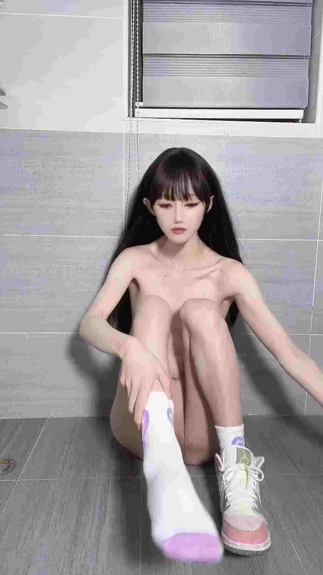  运动鞋女孩 的剧照6