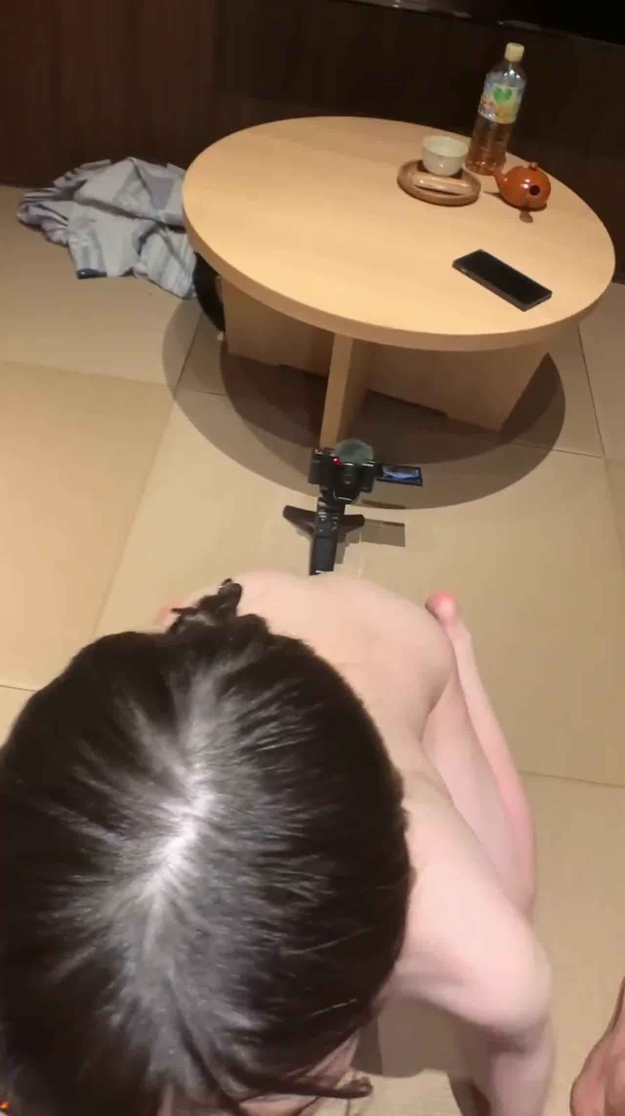  乖巧小姐姐口活吃鸡吧 的剧照10