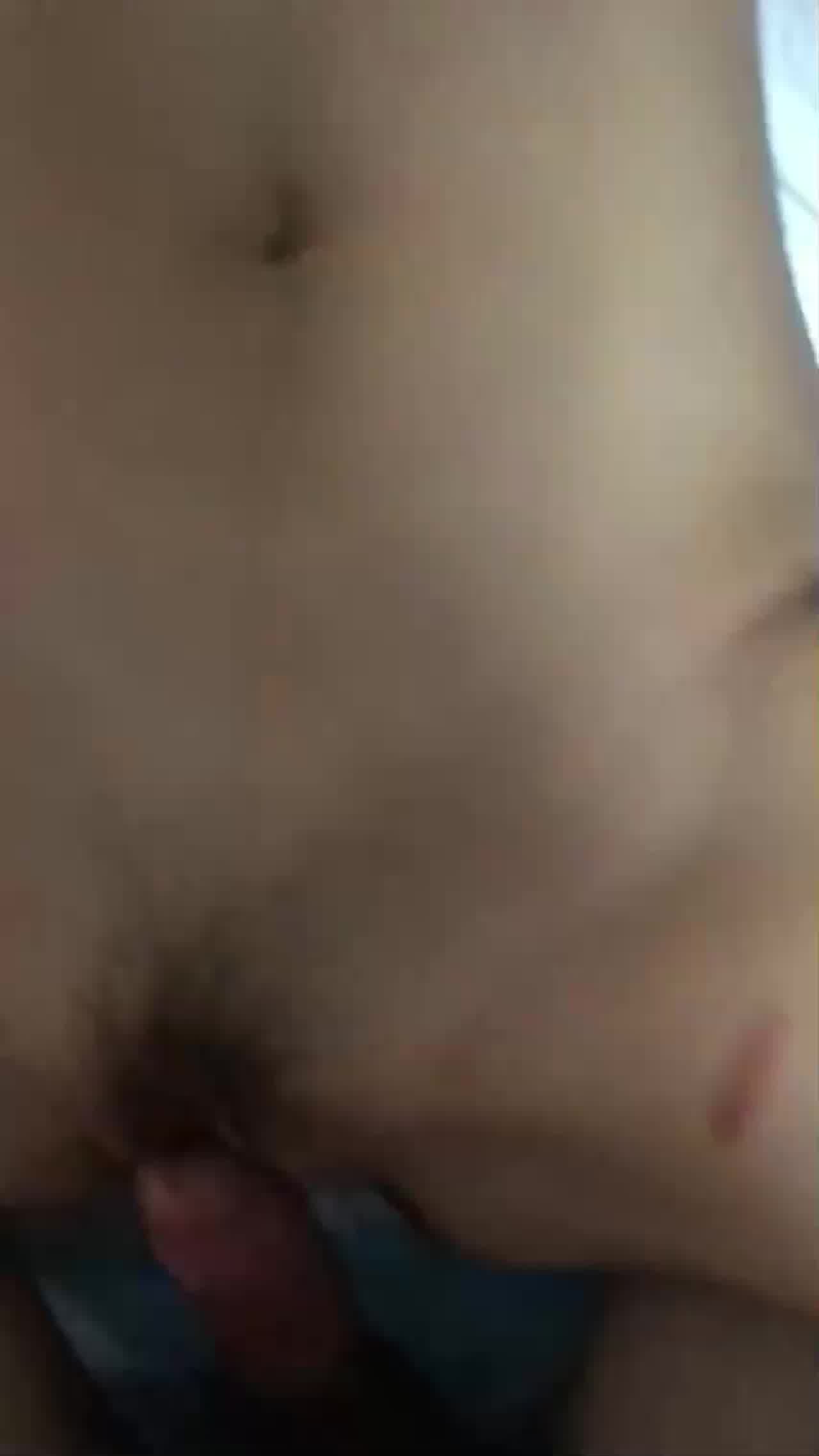  女友来月经了还想要，极度饥渴，'我要，插深一点‘，无套搞，弄得鸡巴都是血！ 的剧照10