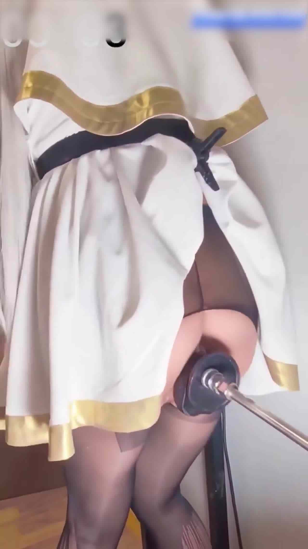  何谓前列线高潮，让男娘芙莉莲告诉你 的剧照10