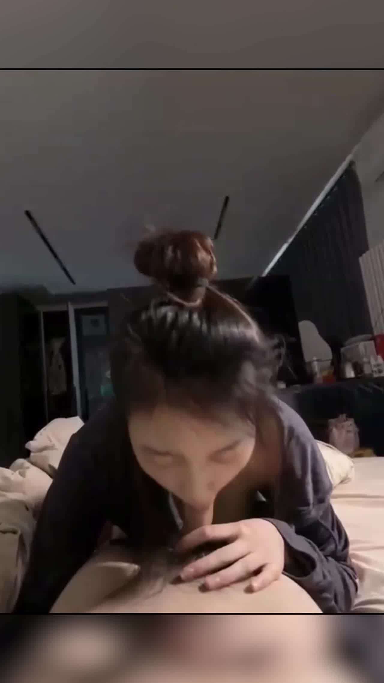  苗条学妹后入！骚屄真的骚！ 的剧照5