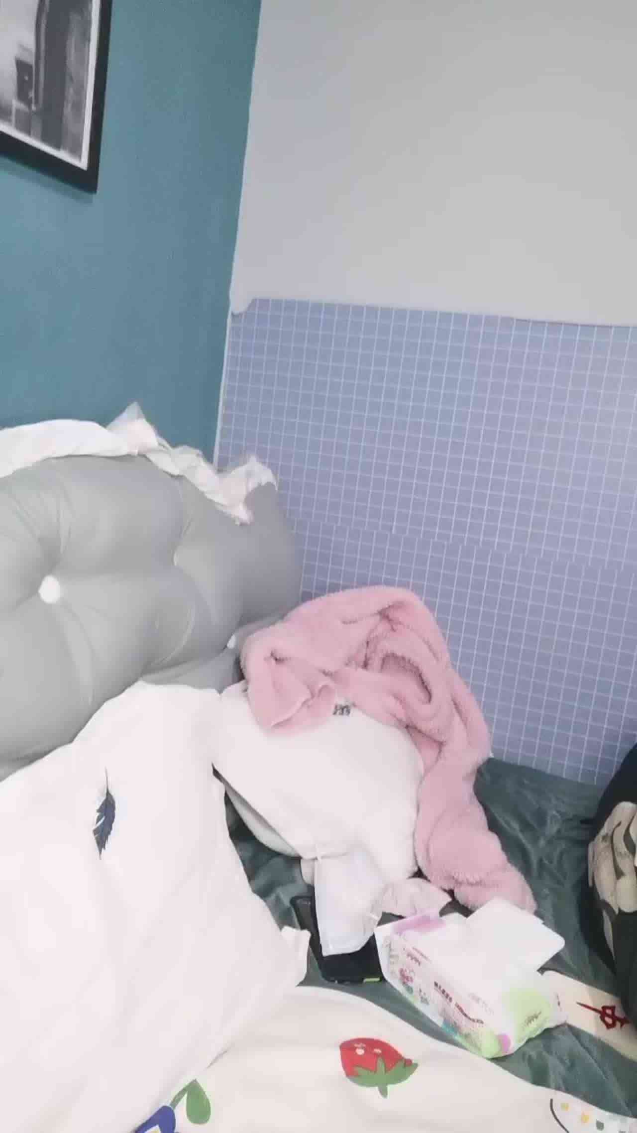  火辣女神玩逼逼看上去真鲜 的剧照9